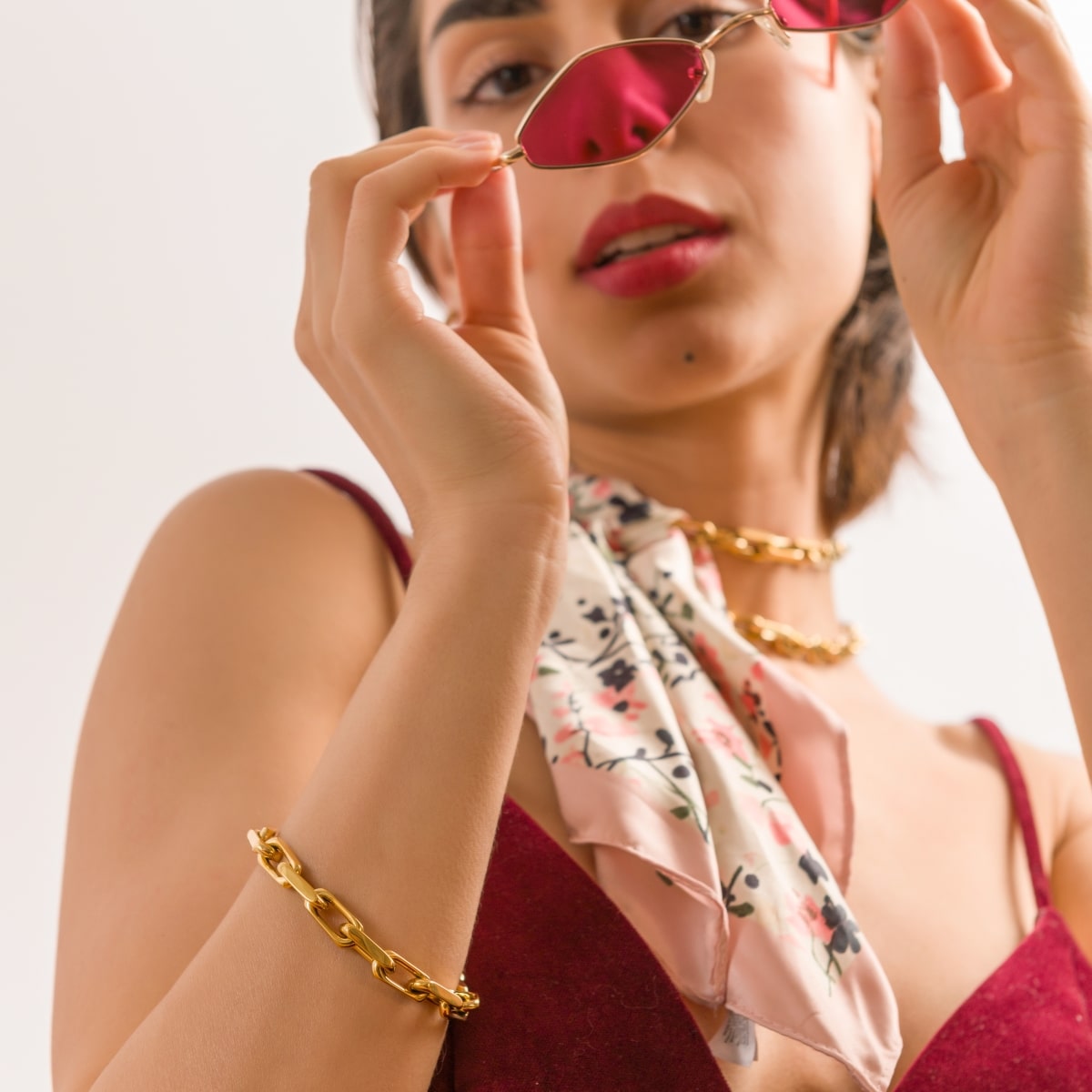 Under £25 - EzaVision