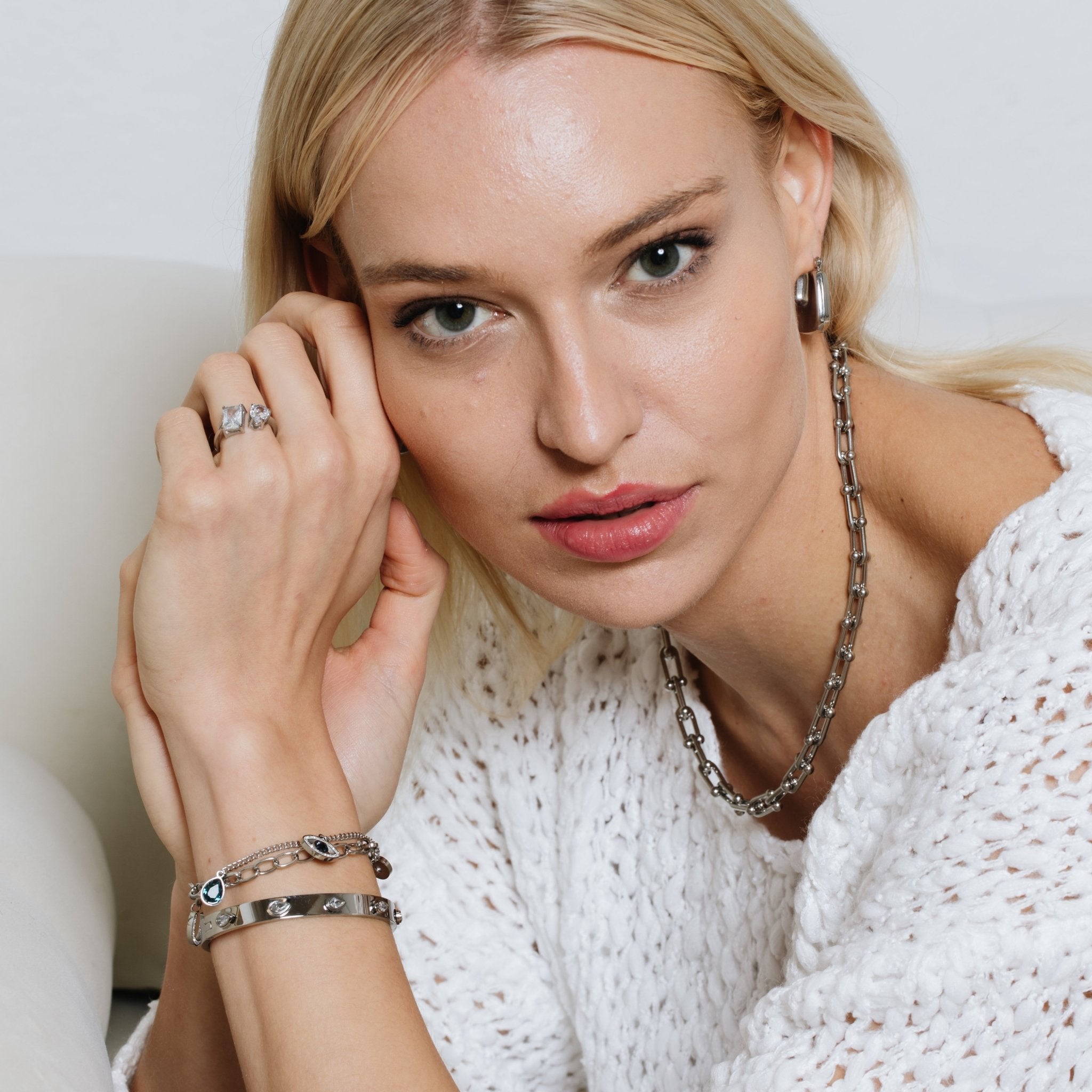 SAVE £10 with Silver Adrasteia Bundle Set - EzaVision - Set - SAVE £10 with Silver Adrasteia Bundle Set - EzaVision