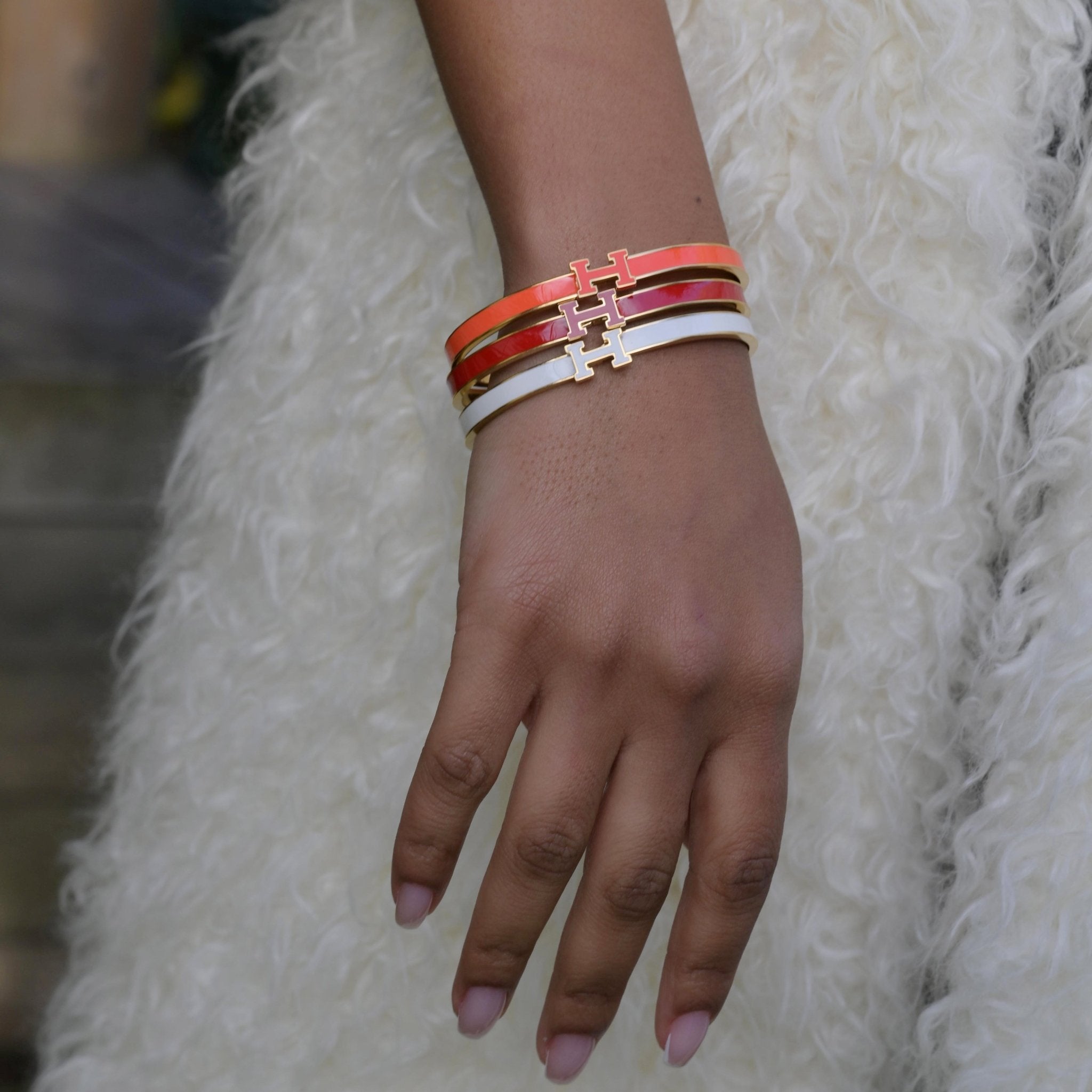 White Tiny Acheron Bangle - EzaVision - Bracelets - White Tiny Acheron Bangle - EzaVision