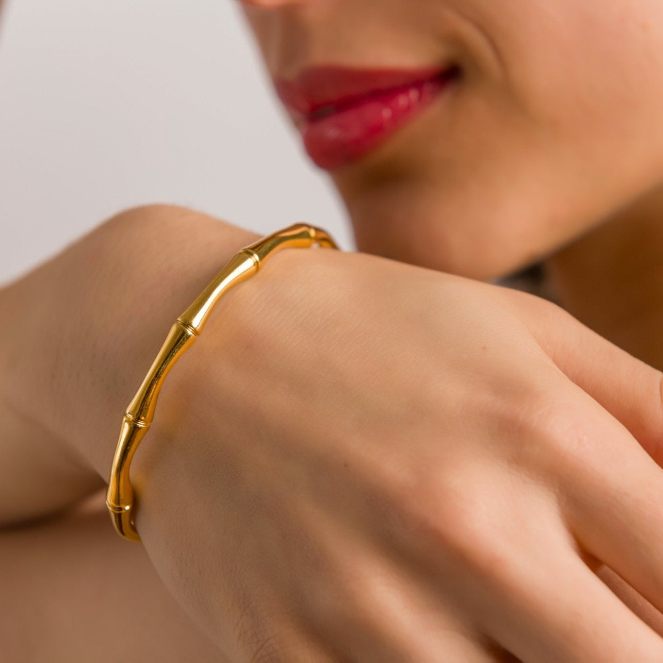 Coeus Bangle - EzaVision - Bracelets - Coeus Bangle