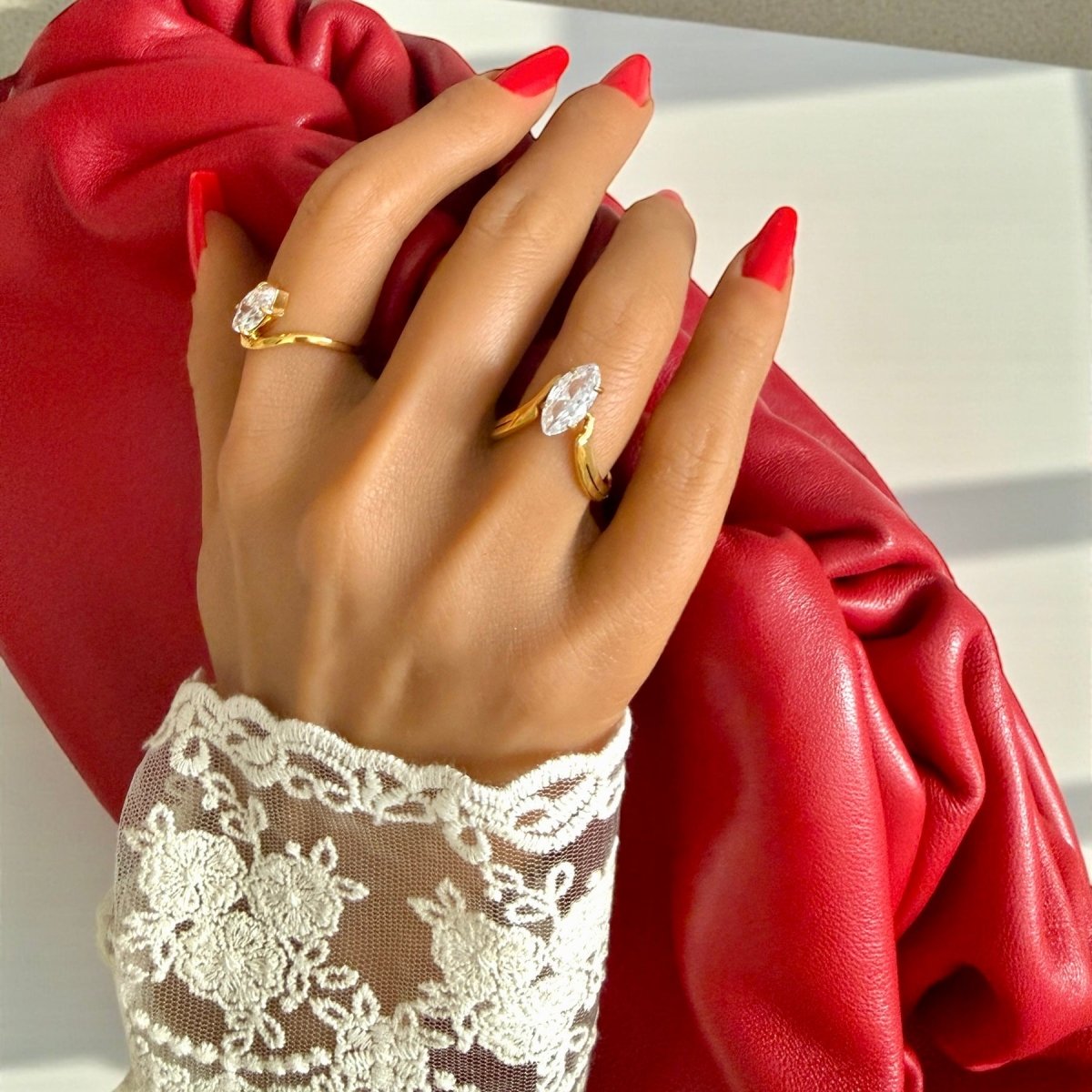 Evie Ring - EzaVision - Ring - Evie Ring