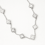 Silver Clover Necklace - EzaVision - Necklace - Silver Clover Necklace