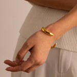 Lapetus Bangle - EzaVision - Bracelets - Lapetus Bangle